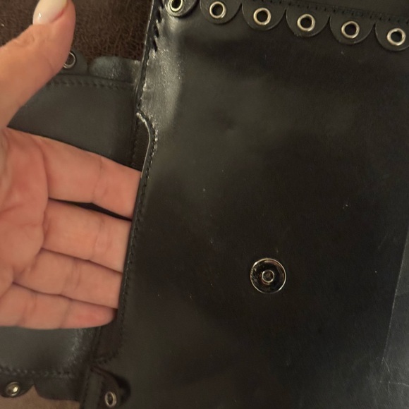 Authentic Yves Saint Laurent  Leather Grommet Detail Shoulder Handbag Black. - Picture 7 of 14